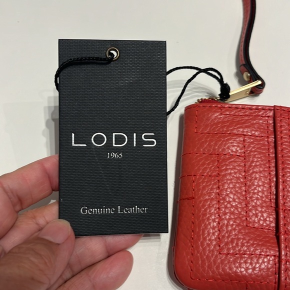 Lodi’s signature quilt zip pouch wristlet - Picture 3 of 11